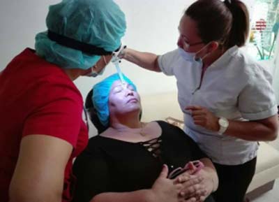 Vista Diseño y Maquillaje De Cejas Permanentes